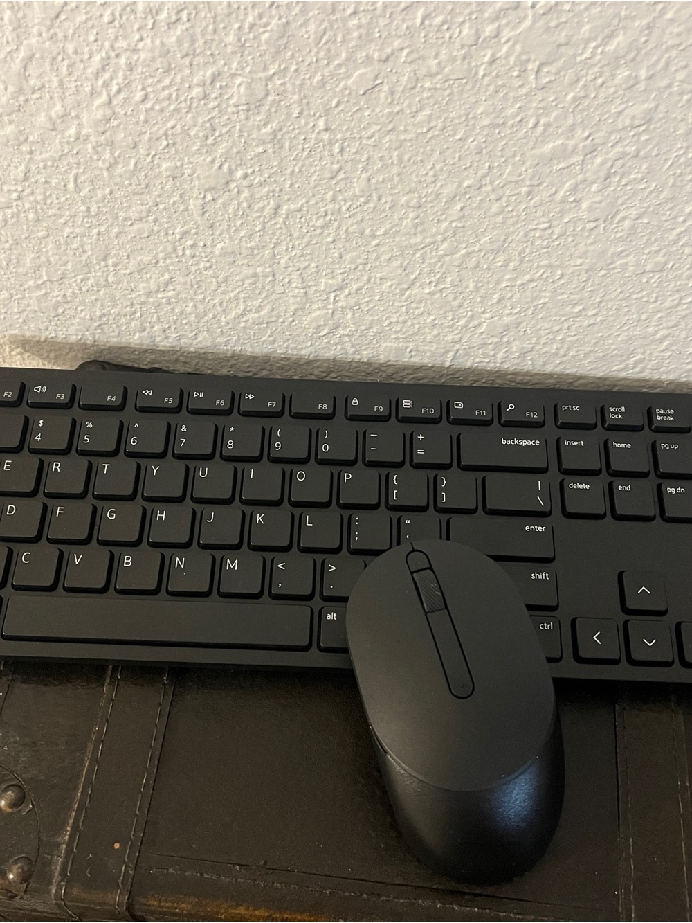 NWOT Dell Black Wireless Keyboard and Mouse Set